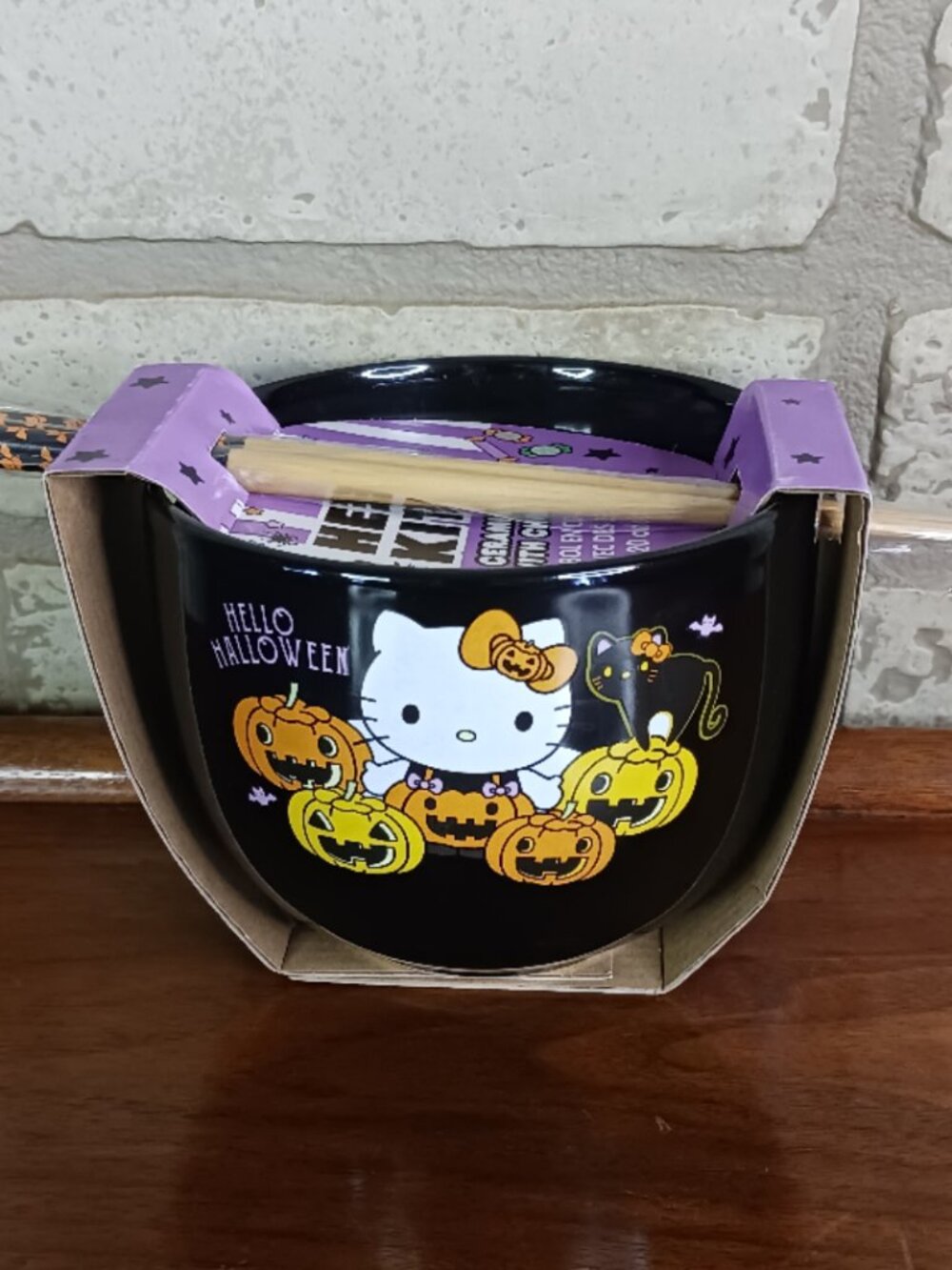 Hello Kitty Black 20 oz Bowl with Bamboo Chop Sticks Halloween Jack O'Latern